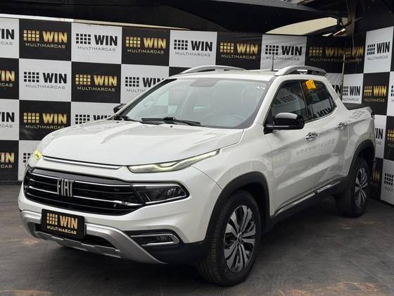 FIAT TORO 2.0 16V TURBO DIESEL VOLCANO 4WD AT9